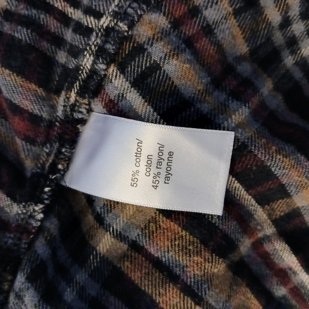 Maurices Woman Casual Plaid Buttondown Shirt - Black, Brown, Burgady XL - Picture 5 of 16